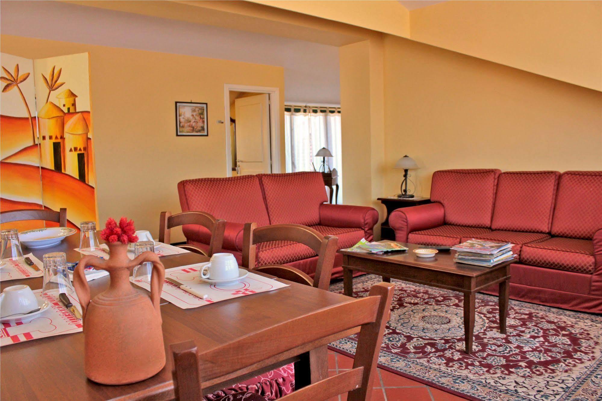 Bed and Breakfast Ai Tre Parchi Bed And Bike à Randazzo Extérieur photo